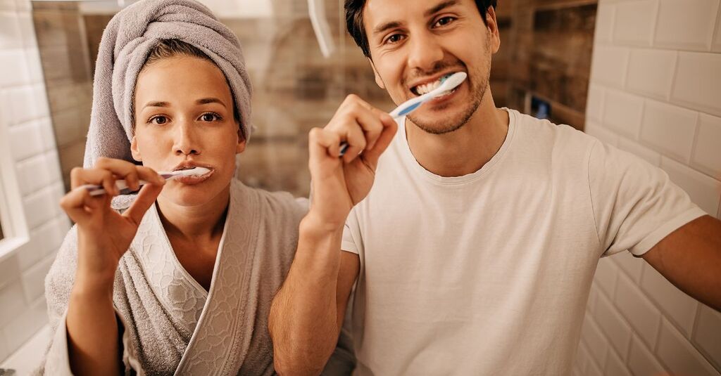 Cabinet dentaire et orthodontie AS Torcy brosser dents enseble